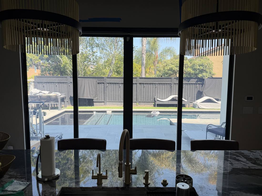 Kitchen sink sliding doors, clear